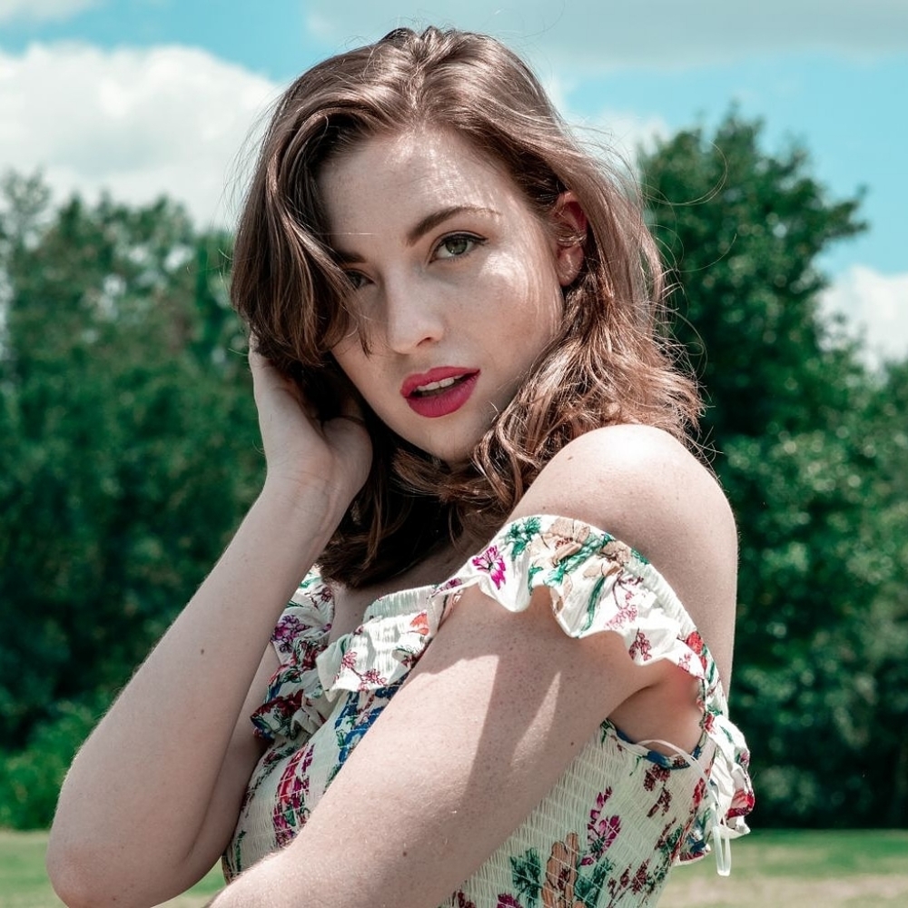 Meet your Posher, Hannah